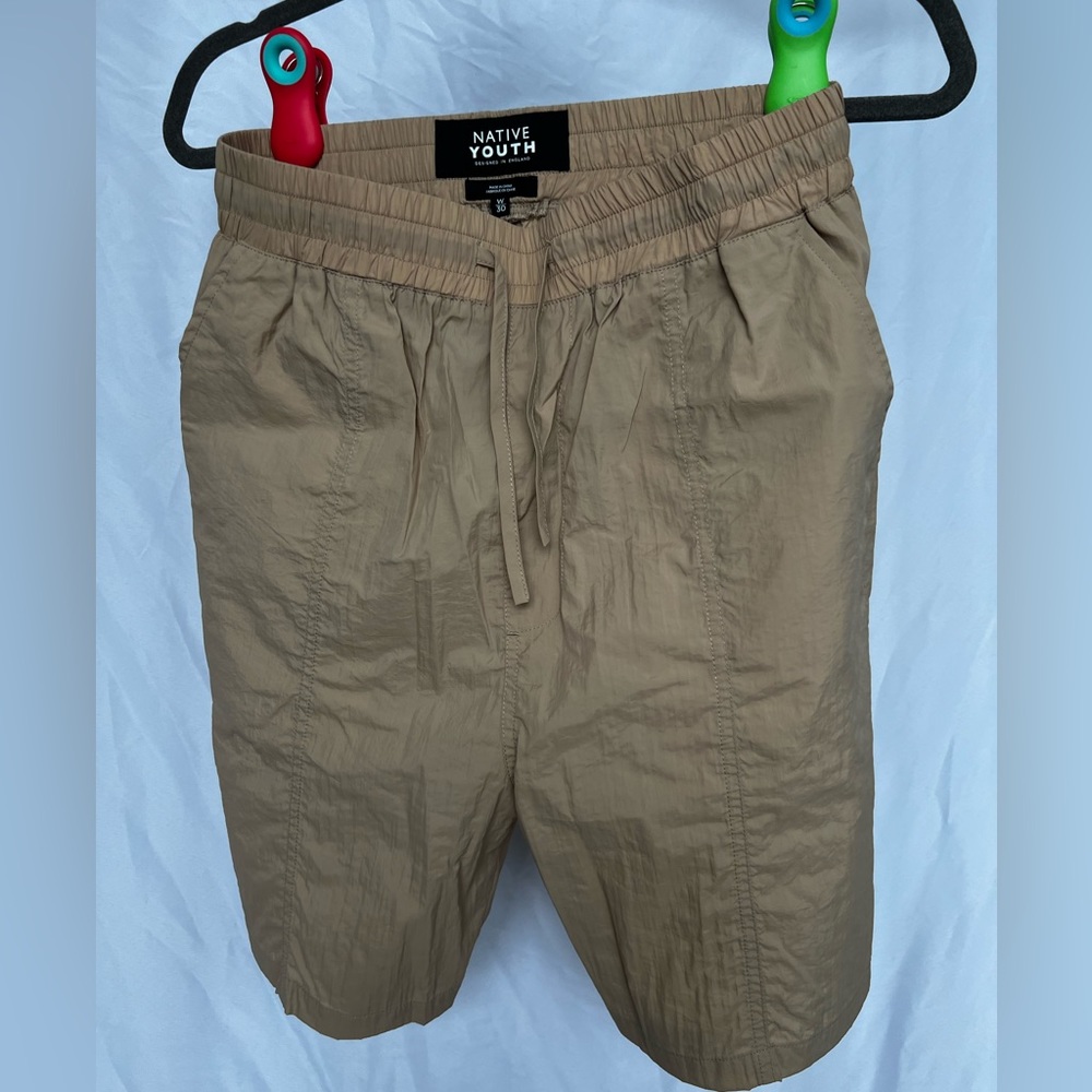 Native Youth Tan Shorts Size Small